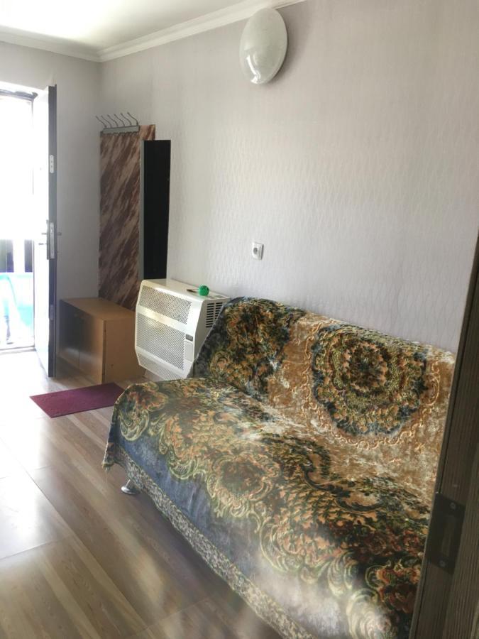 Lux-2-Or-1- Persons Irodion Evdoshvili Street #15 كوتايسي المظهر الخارجي الصورة