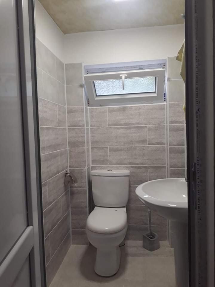 Lux-2-Or-1- Persons Irodion Evdoshvili Street #15 كوتايسي المظهر الخارجي الصورة